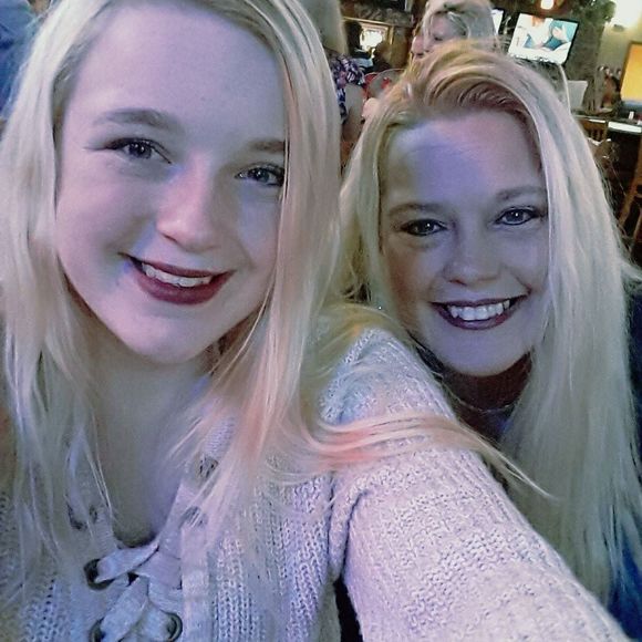 Meet your Posher, Adrianna - Picture 1 of 1